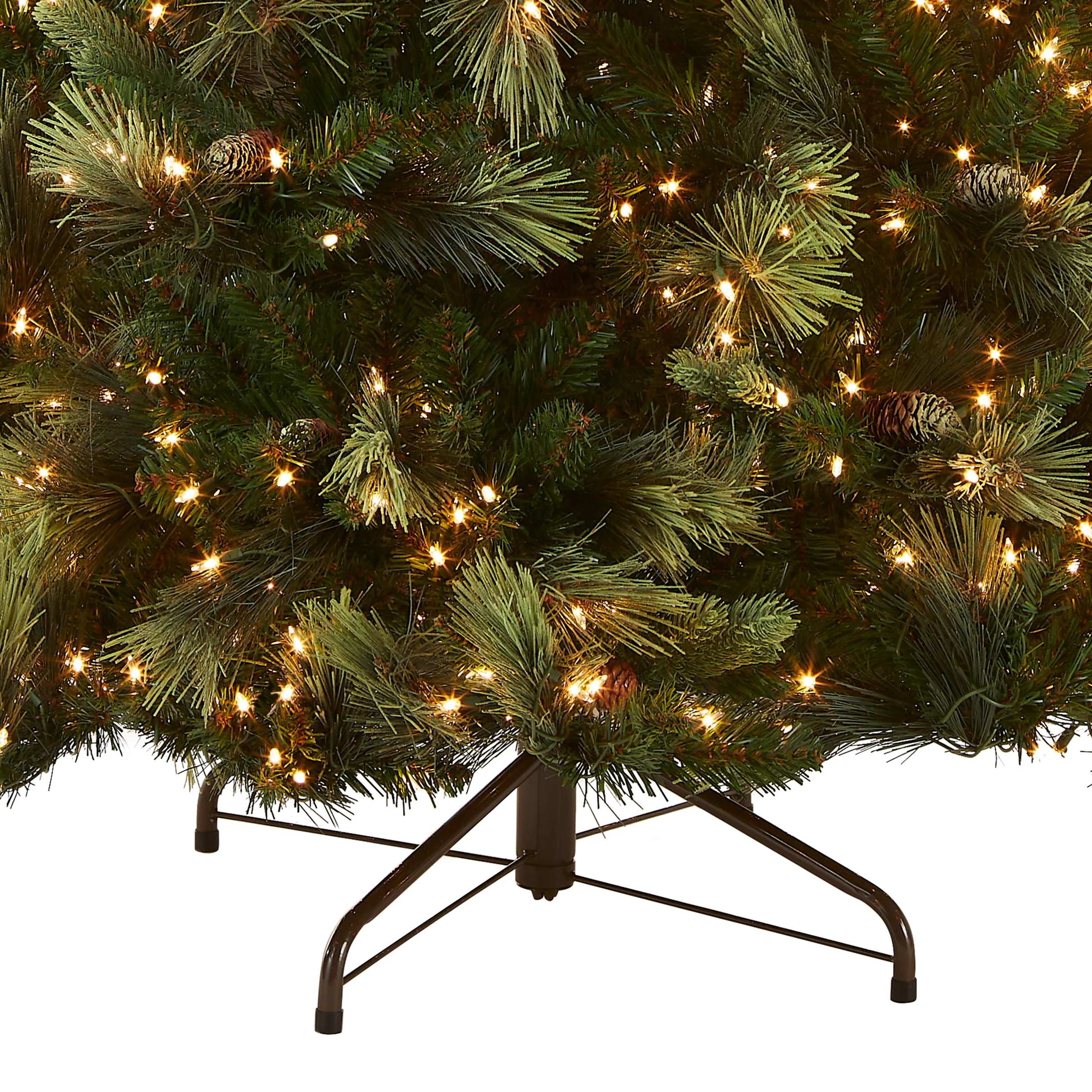 7.5 ft. Pre-Lit Carolina Pine Tree with 1000 Clear Lights, Plug-In - Image 4