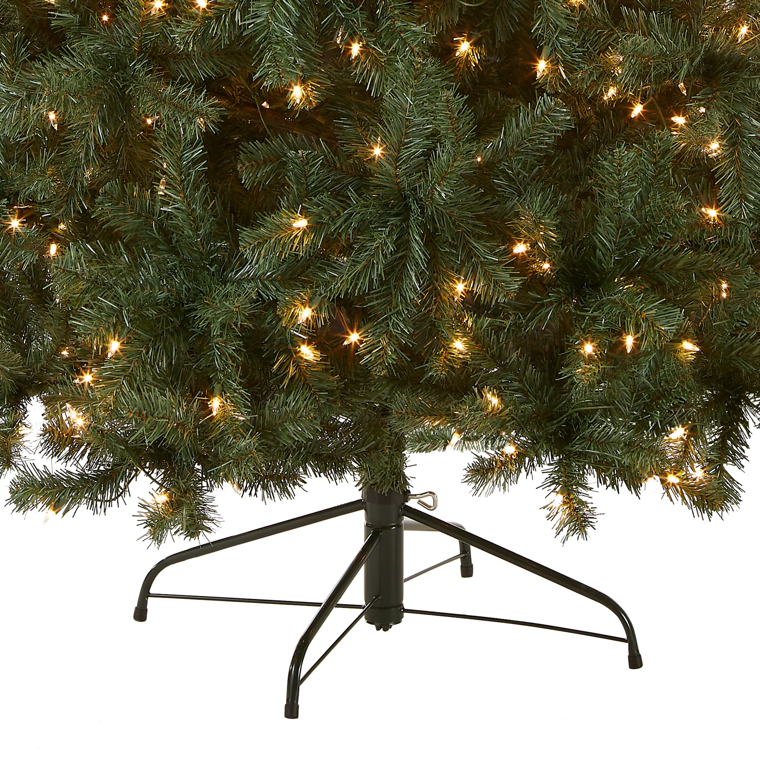 7.5 ft. Pre-Lit North Valley Spruce Blue Tree with Clear Lights, Plug-In - Image 4