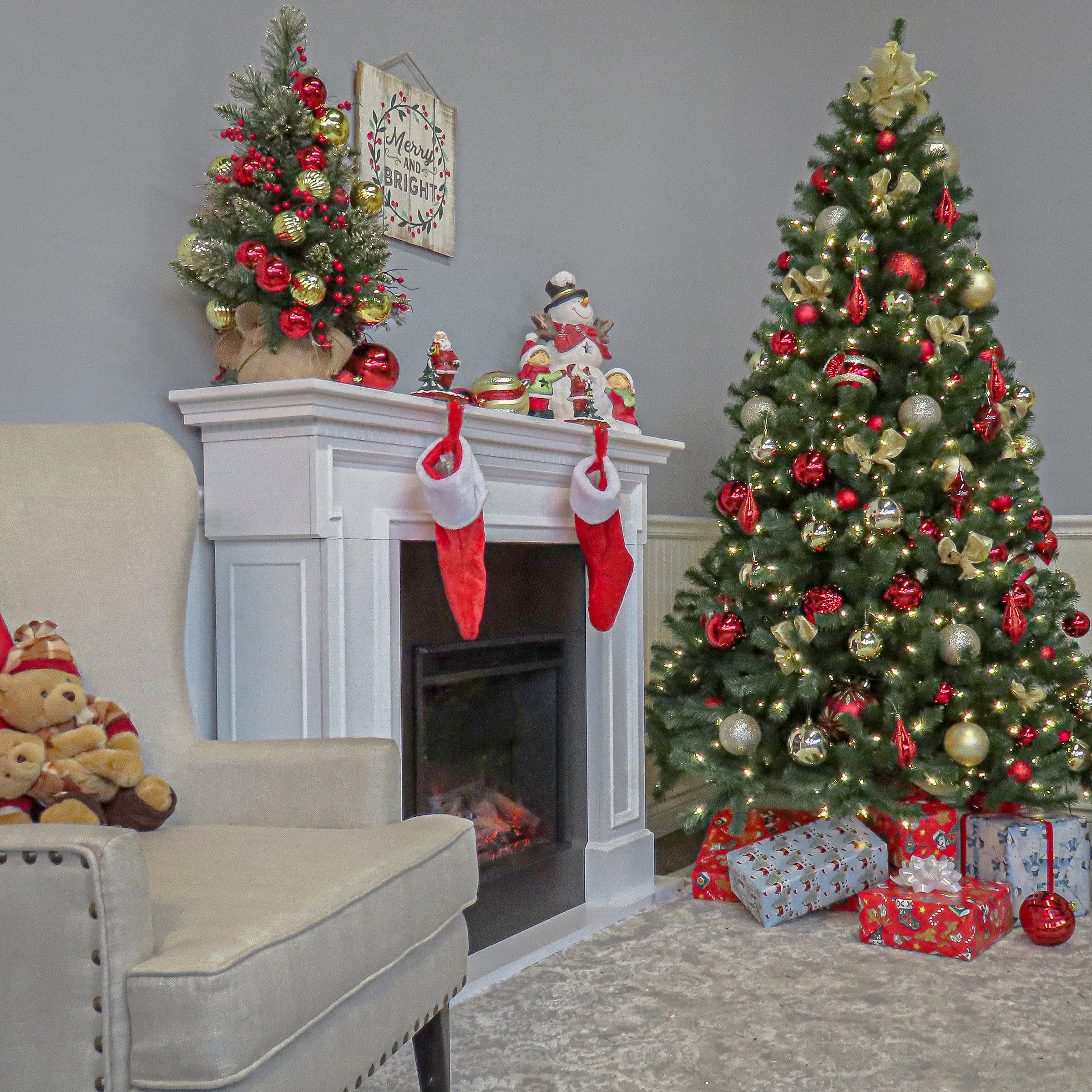 7.5 ft. Pre-Lit North Valley Spruce Tree with Clear Lights, Plug-In - Image 7