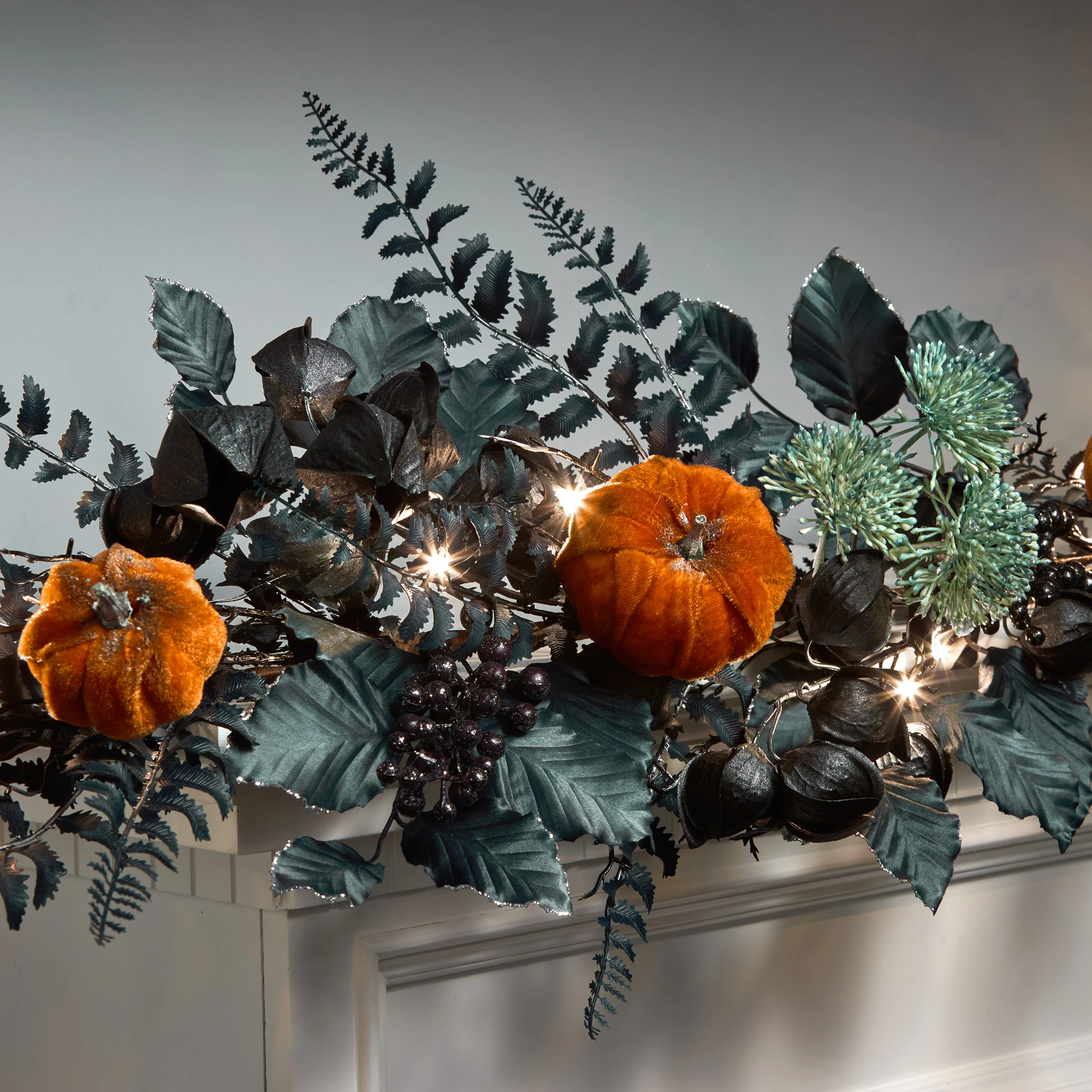6 ft. Pre-Lit Halloween Garland with Pumpkins and LED Lights - Image 2